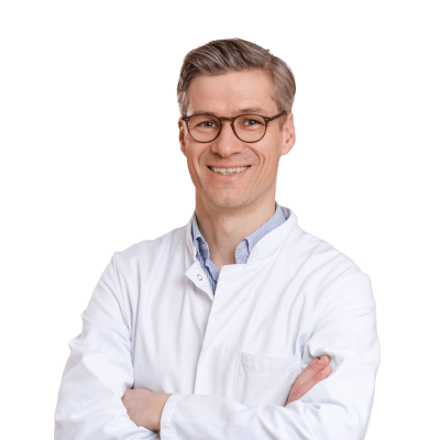 Professor Jörn Andreas Lohmeyer  specialized in Plastic Surgery